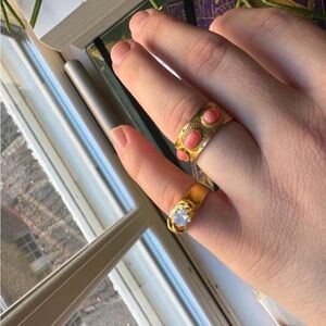 Pink Women's Expandable Ring